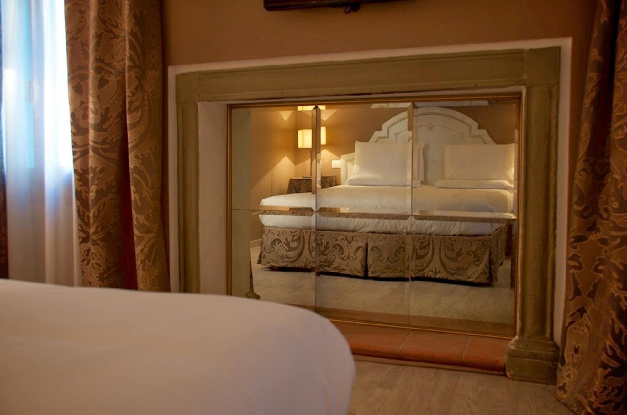 Hotel Canon D'Oro Конельяно Экстерьер фото